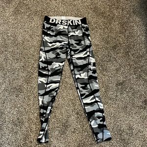 Drskin leggings size Med